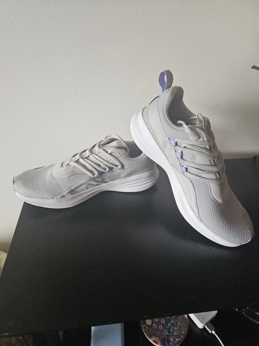 Puma Light Gray Women's Athletic Sneakers - 8.5 W Comfortable Everyday Runner